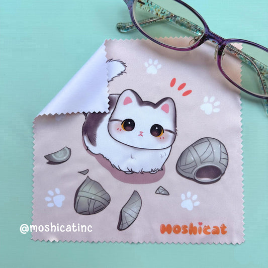 Kitty broke vase (Lens cleaning cloth)